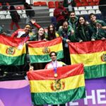 Tuto Quiroga concluye campaña electoral en Tarija con masiva caravana y acto en San Roque