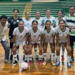 Mujeres Indígenas Lideran Movilización Crucial Contra Incendios Forestales en Bolivia